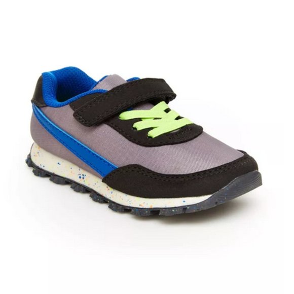 Carter's Collins Sneaker NWT - Size 5T - Picture 2 of 4